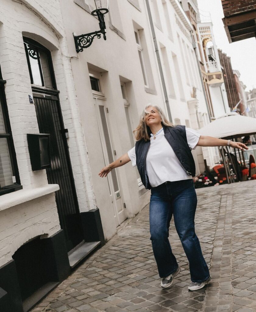 e6dad583 6b02 45f1 8c23 28b19dd080ce